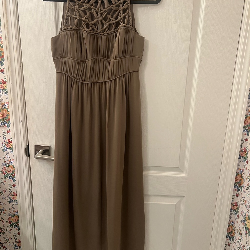 Elegant Brown Sleeveless Dress